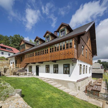 Wellness Hotel Florián České Žleby Stožec Exterior foto